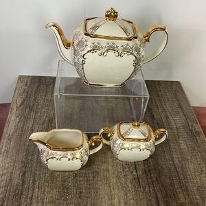 Rare Highly Collected Vintage Sadler Cube Teapot - Cream with Gold Gilt